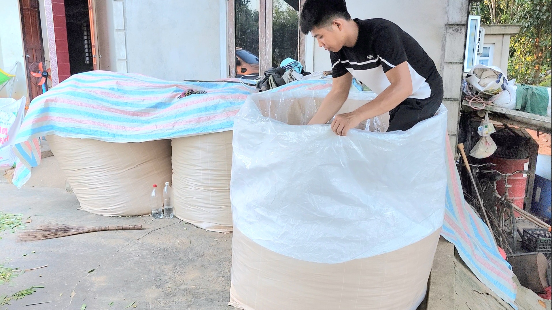 Screenshot_20230529_222418_Video Player